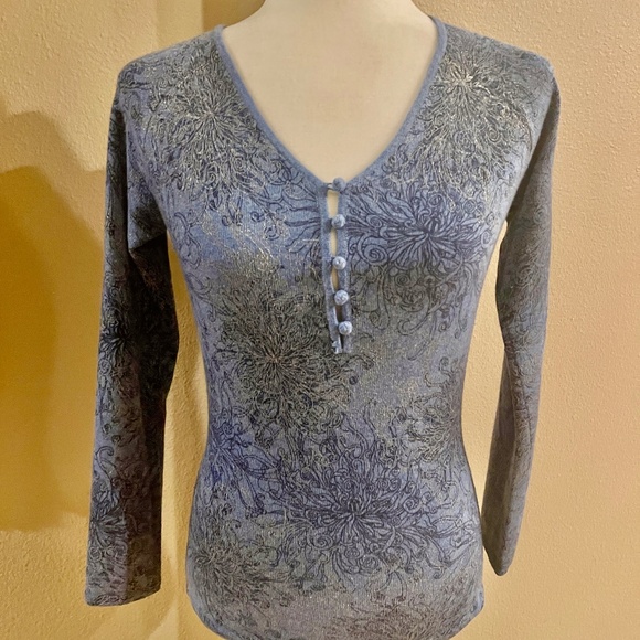 Nieman Marcus 100% Cashmere Collection Blue Floral Sweater Size Small - Picture 4 of 12